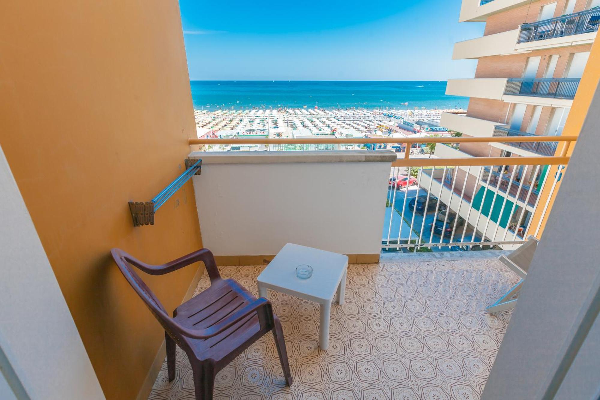 Hotel Patrizia Riccione Bagian luar foto