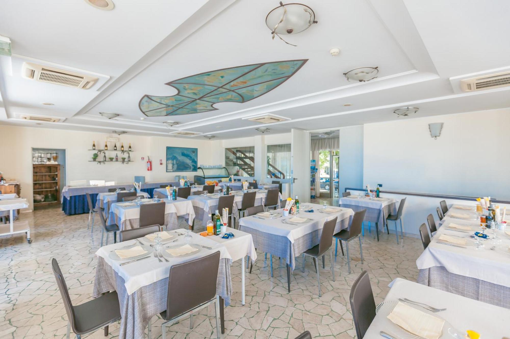 Hotel Patrizia Riccione Bagian luar foto