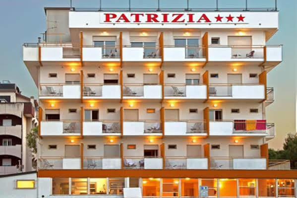 Hotel Patrizia Riccione Bagian luar foto